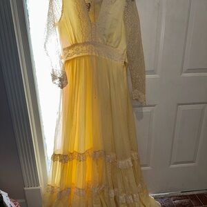 Gunne Sax Vintage sz 11  Yellow Lace Dress